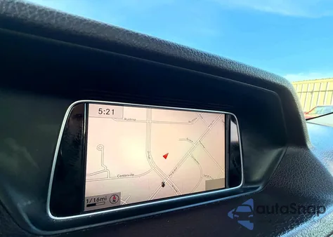 2015 Mercedes-Benz E 350 z USA, uszkodzony, nr VIN WDDHF5KB0FB122051